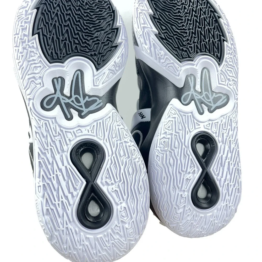Nike Mens Kyrie Infinity Basketball‎ Shoes Size 10.5 Blk/Wht D09616-002